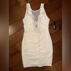 Lulu’s body con deep V dress